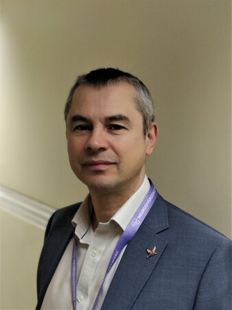 Neil McIvor headshot